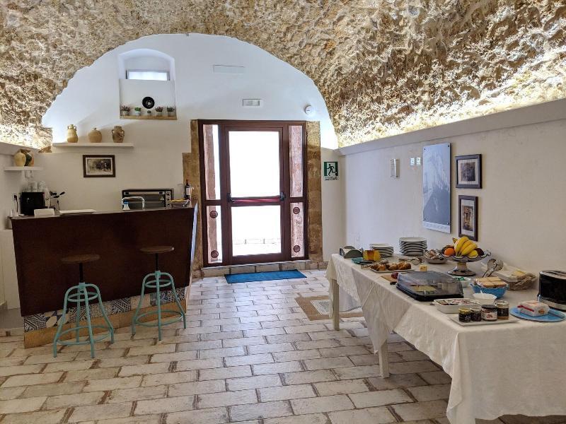 Casa Dell'Aromatario B&B Sciacca Exterior photo