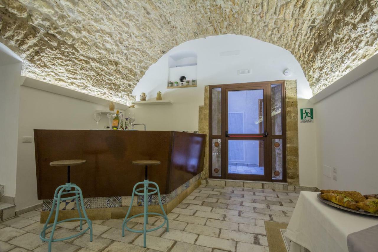 Casa Dell'Aromatario B&B Sciacca Exterior photo